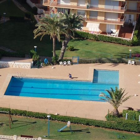 Apartamento Primera Linea De Mar Дения Екстериор снимка