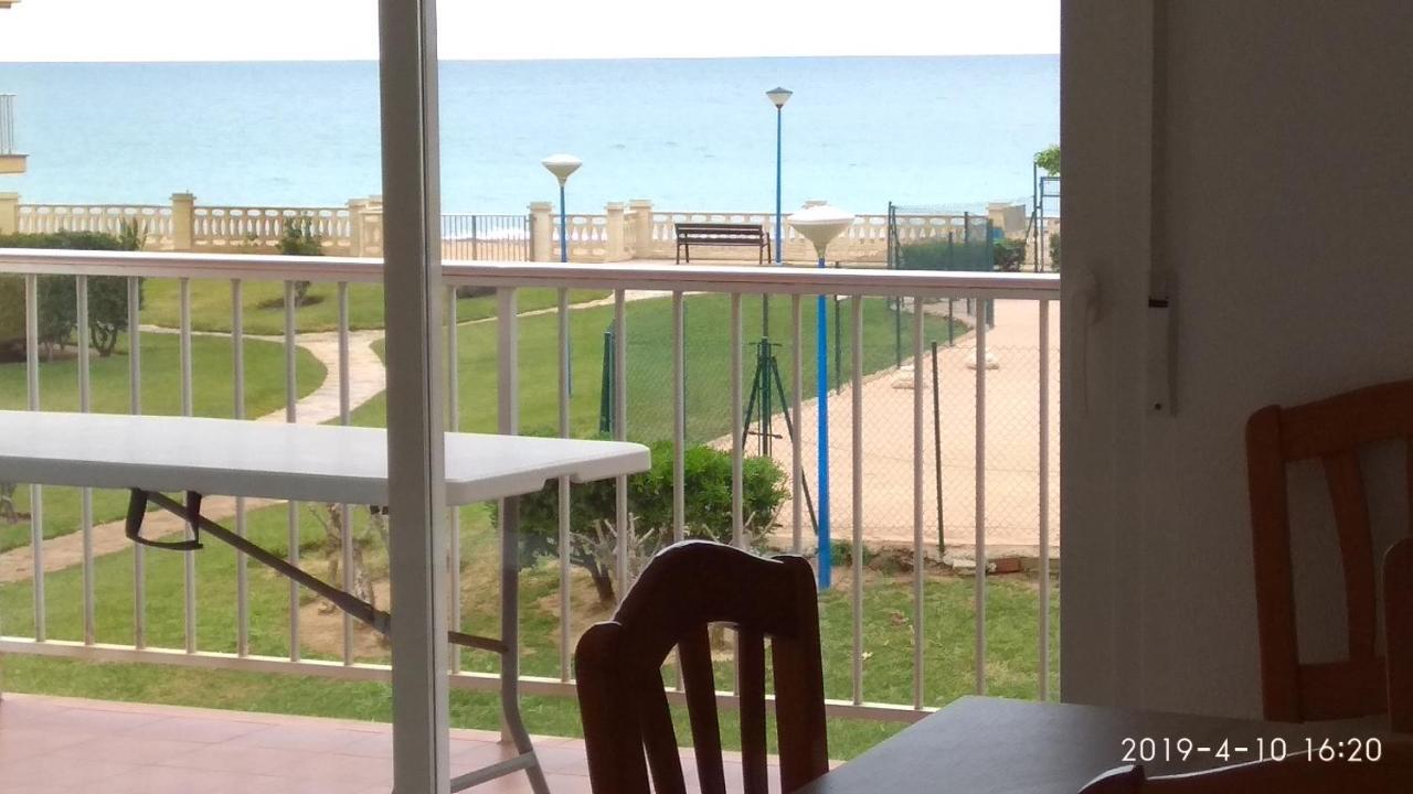 Apartamento Primera Linea De Mar Дения Екстериор снимка