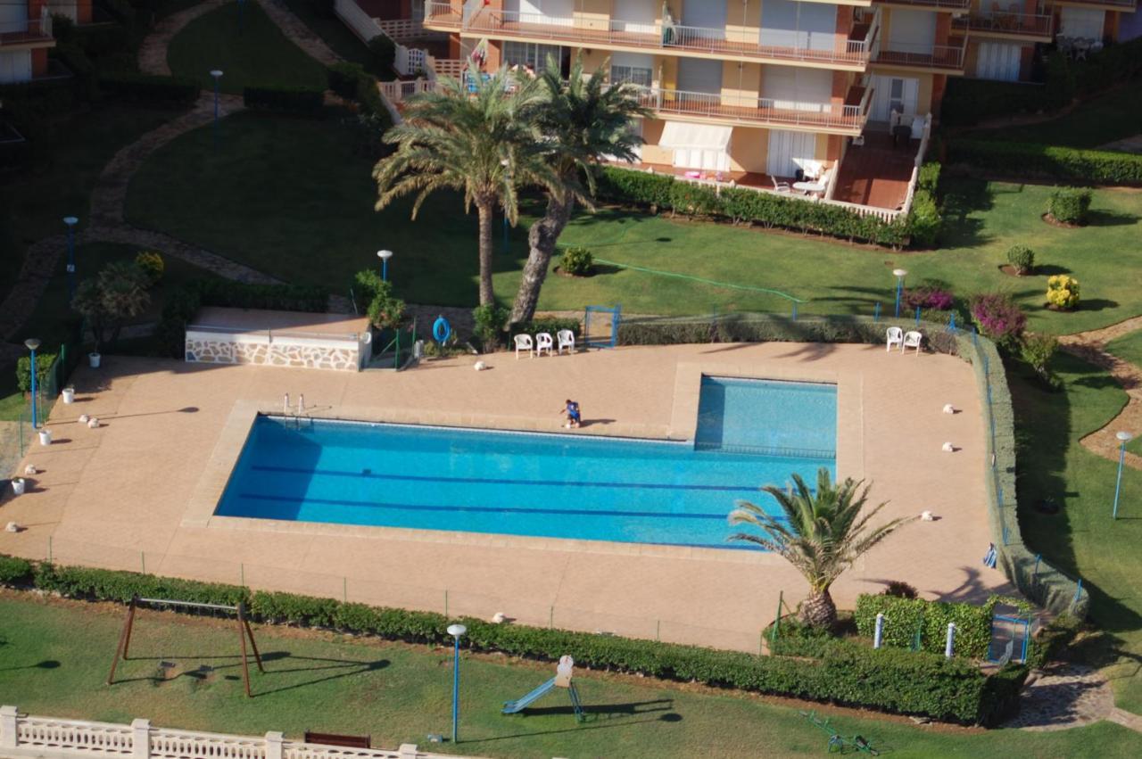 Apartamento Primera Linea De Mar Дения Екстериор снимка