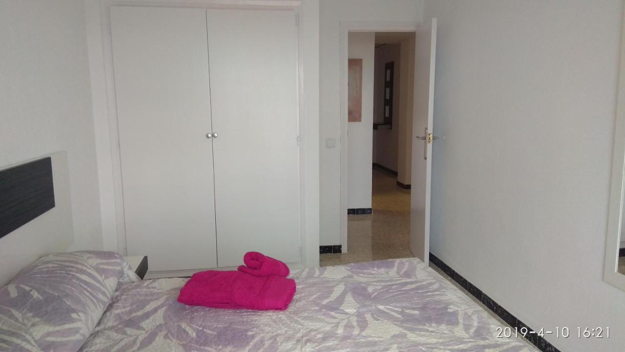 Apartamento Primera Linea De Mar Дения Екстериор снимка