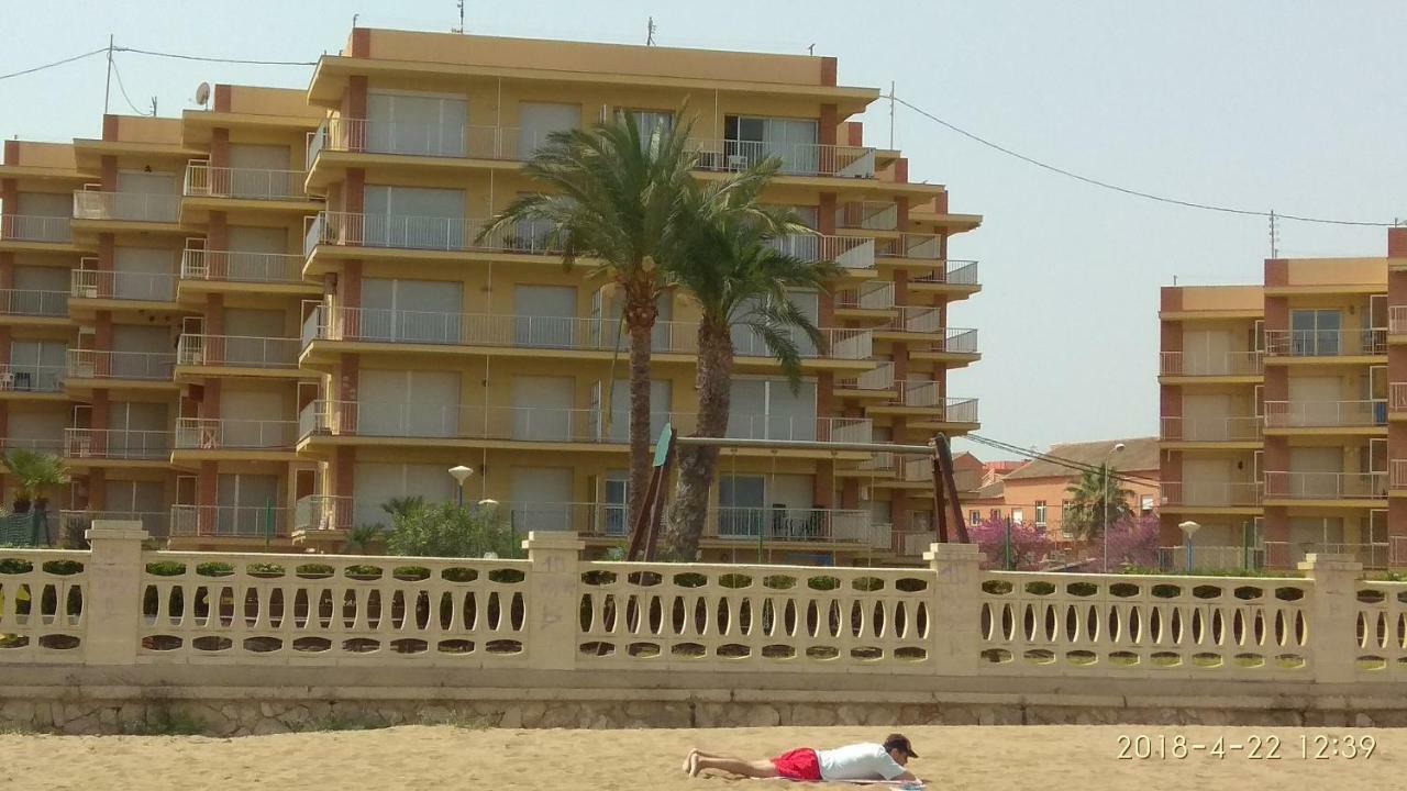 Apartamento Primera Linea De Mar Дения Екстериор снимка